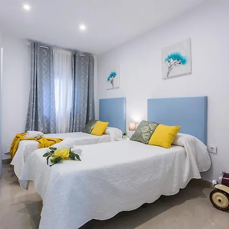 Centrico Playa Caleta 3 Apartment